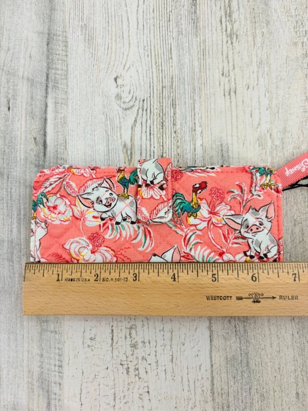 Vera Bradley Disney Moana Pua Hei Hei RFID Finley Wallet NWT - Picture 8 of 9
